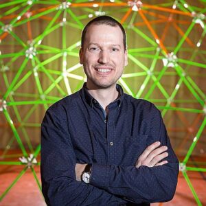 Dr. Kristóf Fenyvesi